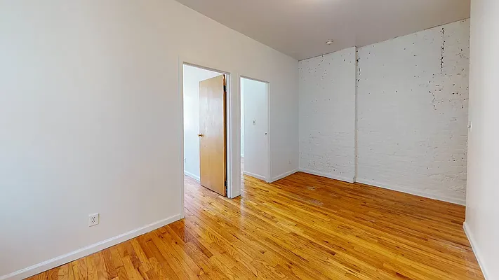 Rented by Bond New York | media 15