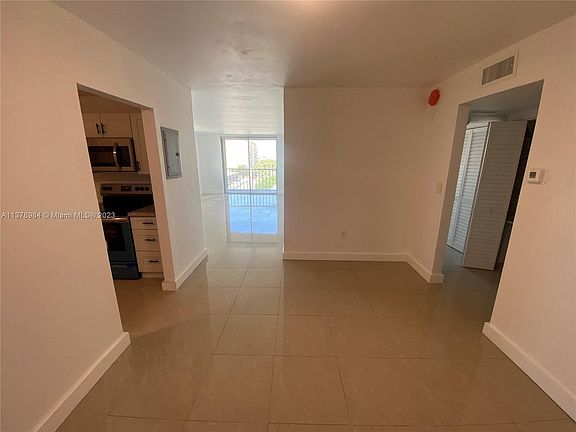 4th image of 12590 NE 16th Ave APT 603