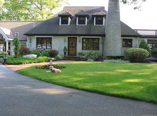 225 Thurber Ave, Attleboro, MA 02703