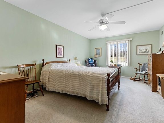 4th image of 5548 Spring Brook Rd #5548