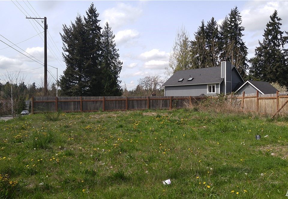 2nd image of 11120 74th Ave E