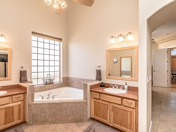3rd image of 8654 Miraleste Shores Dr