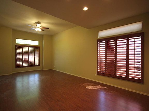 3912 N El Sereno