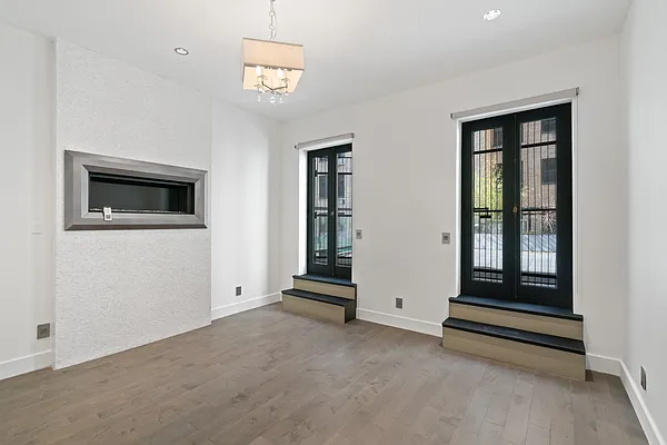 Rented by Nest Seekers International | media 12