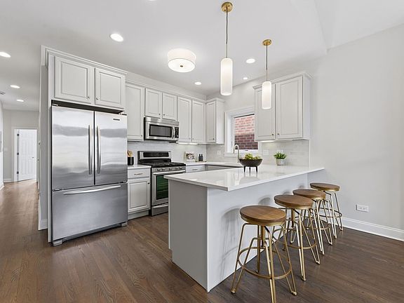 5th image of 1035 W Taylor St #3