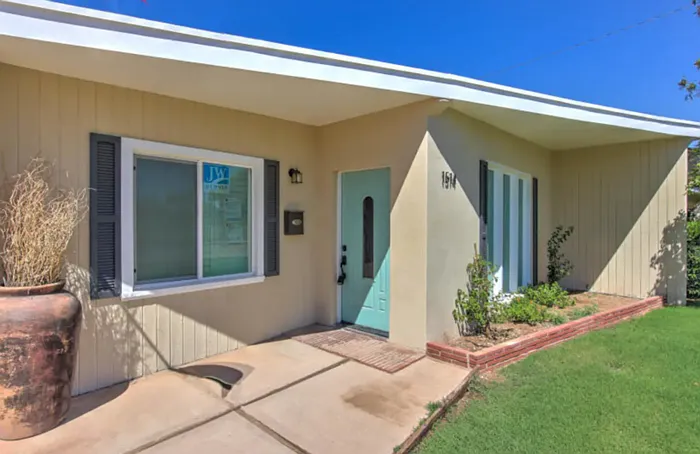 1514 W Windsor Ave #W — Photo 31