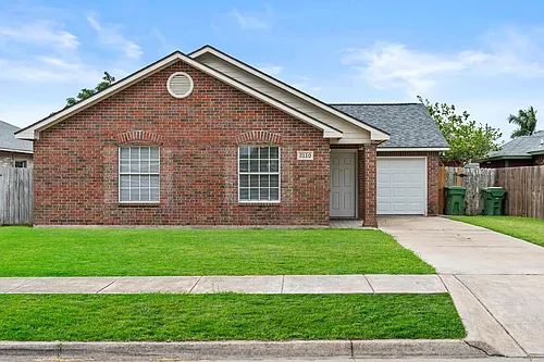 3110 Aberdeen Dr Photo 1