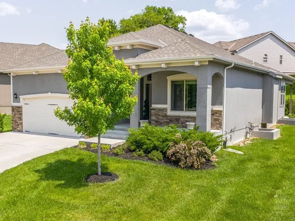 8717 N Britt Ave, Kansas City, MO 64154