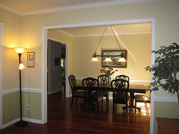 4th image of 144 Castleton Dr