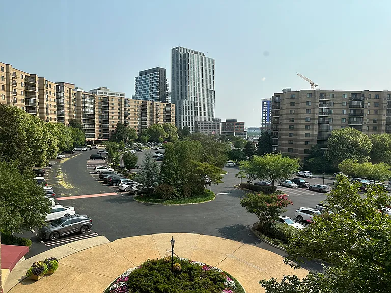 8350 Greensboro Dr #403 — Photo 3