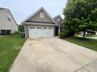 6143 Trotting Pl, Greensboro, NC 27405