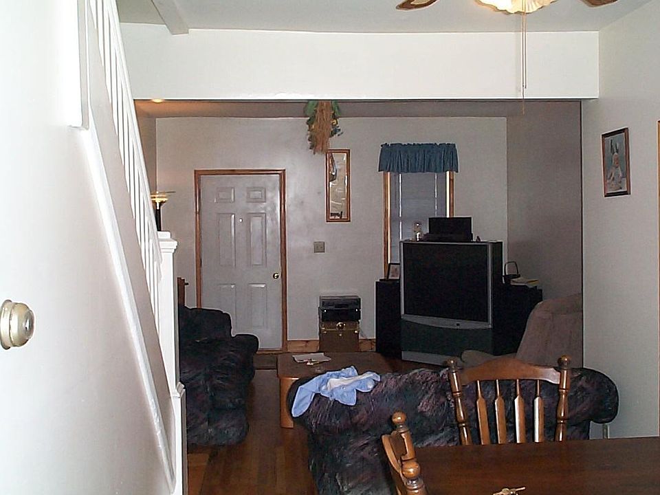 Dining room looking to living room