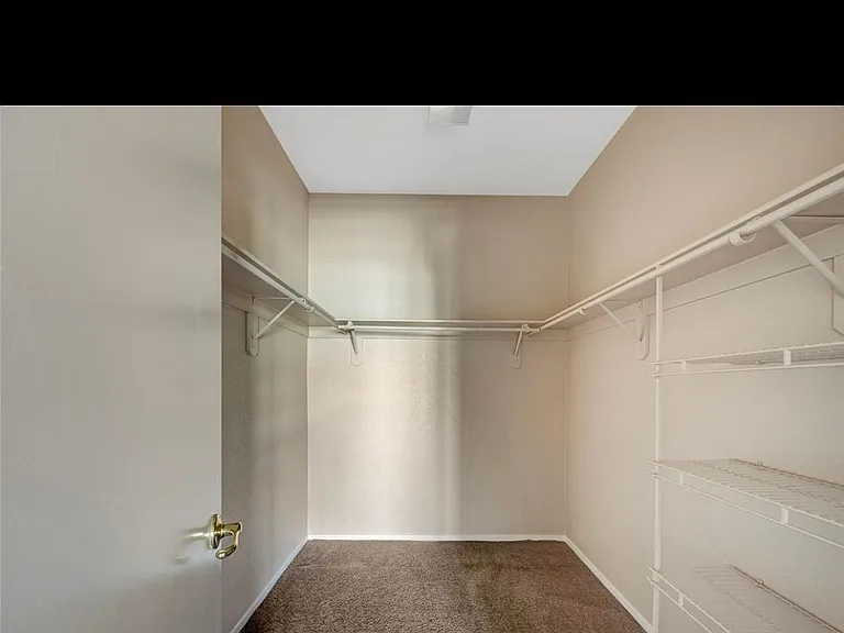 7450 S Eastern Ave #2020 — Photo 34