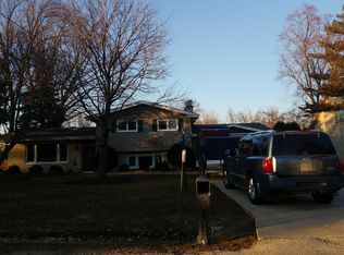 22W274 Temple Dr, Medinah, IL