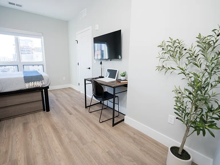 60 E Green St #212 — Photo 14