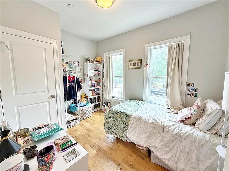 220 Bremen St #1 — Photo 6
