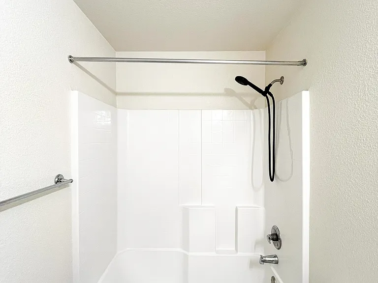 1509 Justin Loop #A — Photo 22