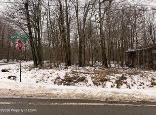97L Waterfront Dr, Tobyhanna, PA