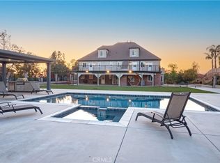 1310 Coronet Dr, Riverside, CA 92506
