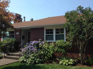 6205 41st Ave NE, Seattle, WA 98115