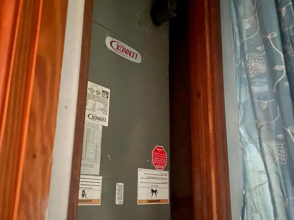 2nd image of 658 Griffith Ave