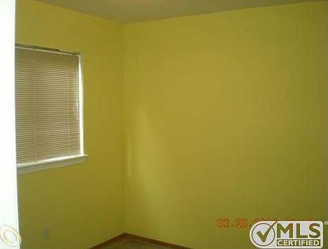 Bedroom2.JPG