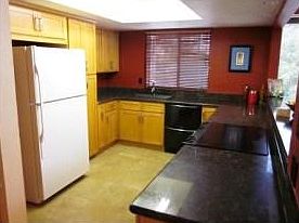 4th image of 3812 La Jolla Village Dr