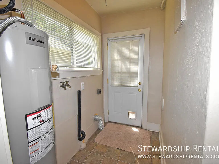 2024 Emerald St #5 — Photo 10