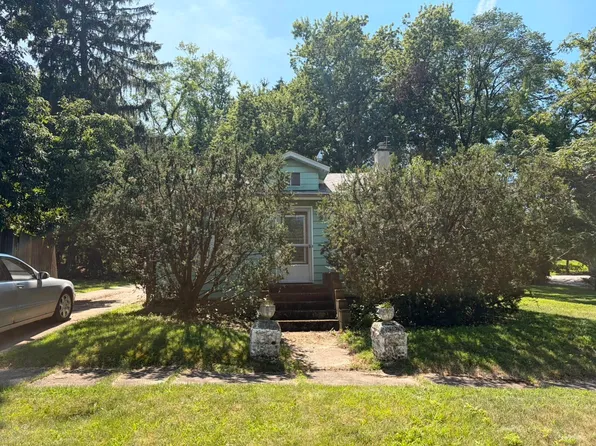 20 S Bronson St, New Buffalo, MI 49117