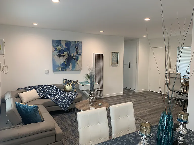 3205 S Shasta Cir S #204 — Photo 2