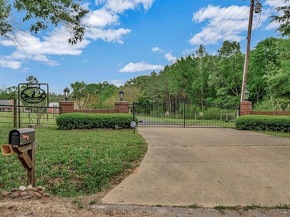 3rd image of 1810 County Road 836
