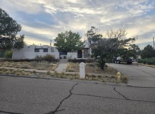 10227 Avenida Serena Dr NW, Albuquerque, NM 87114
