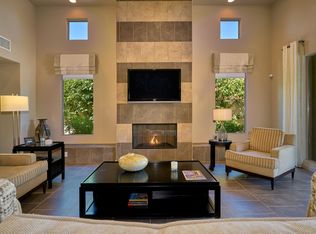 2935 Searchlight Ln, Palm Springs, CA 92264