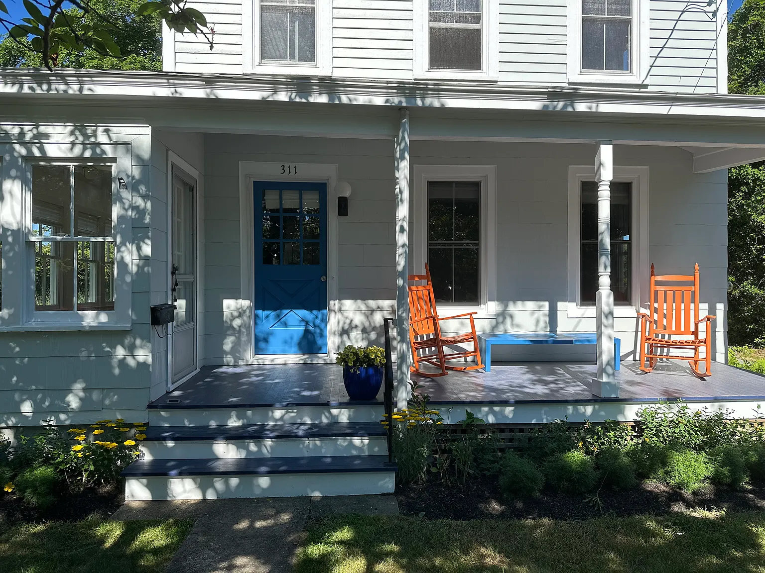 Greenport Village Farm House, Close to the Beach — Photo 4