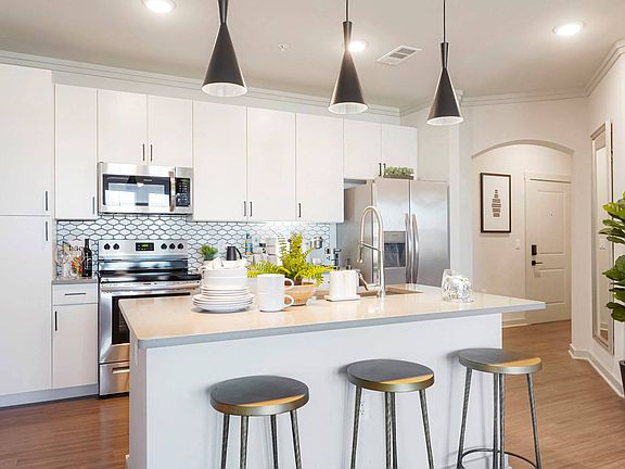 Talus Flats, Castle Rock, CO, Kitchen and Dining