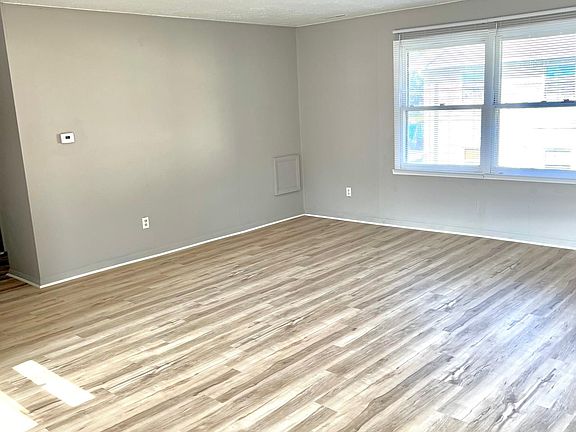 4th image of 502 Arctic St #3
