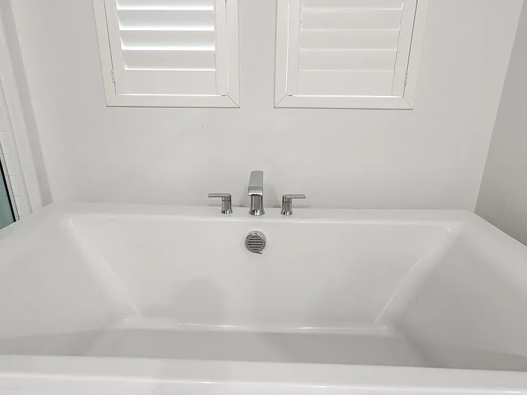 15681 Rennyson Way — Photo 37