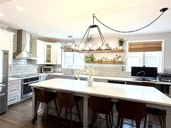 401 10th St NW Unit C208, Atlanta, GA 30318