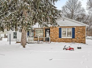 708 W Catalpa Dr, Mishawaka, IN 46545