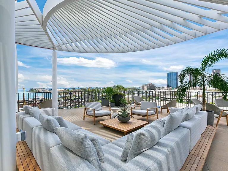 1000 Auahi St #Penthouse 4103 — Photo 17