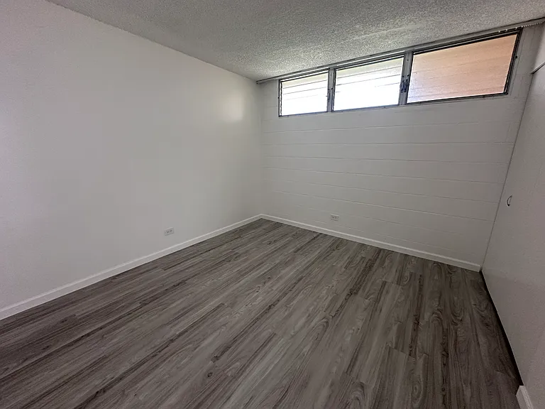 1121 Ala Napunani St #1102 — Photo 10