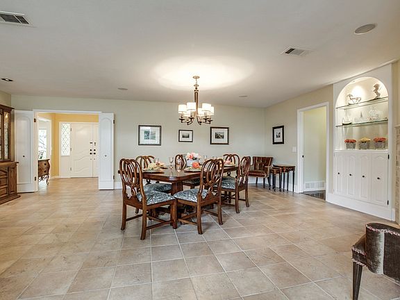4th image of 4012 Shady Valley Ct