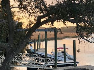 1224 E Black Island Rd SE, Darien, GA 31305