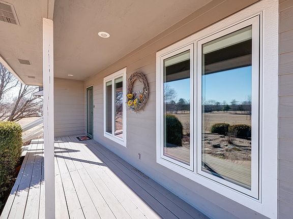 2nd image of 10 Leed Rd