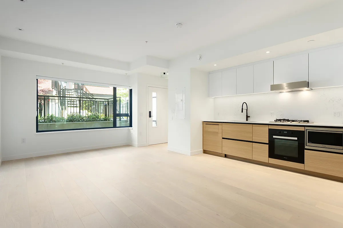 Building Photo - 479 W 28th Ave #162