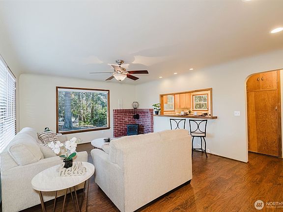 2nd image of 10229 Frontier Place NW