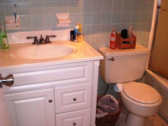 2nd image of 18501 Hilliard Blvd APT 306