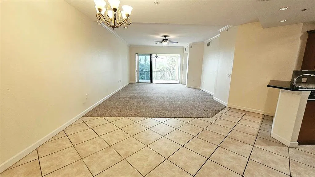 3 bed, 2.0 bath, 1729 sqft, $1,925 — Photo 4