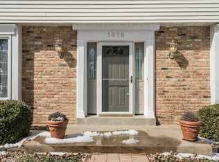 1816 Canyon View Ct, Chesterfield, MO