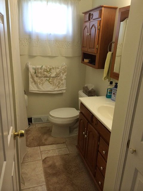 1st image of 127 Brentwood Dr